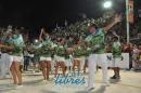 lbum de fotos del Pblico y Os Rouxinois segunda noche de corso oficial