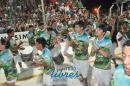 lbum de fotos del Pblico y Os Rouxinois segunda noche de corso oficial