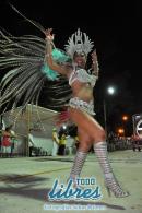 Desfile de Carumb en la pasarela del Samba