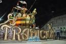 Desfile de tradicin en la primer noche de Corso Oficial