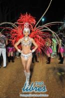 Desfile de tradicin en la primer noche de Corso Oficial