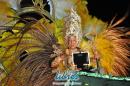 Desfile de tradicin en la primer noche de Corso Oficial