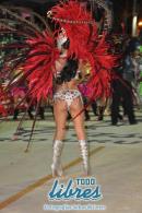 Desfile de tradicin en la primer noche de Corso Oficial