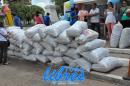 lbum de fotos de la solidaria juntada de tapitas para el hospital Garrahan