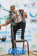lbum de fotos de la solidaria juntada de tapitas para el hospital Garrahan