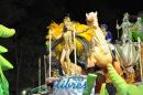 Comparsa Zum Zum, desfile en la IV noche de carnaval