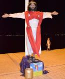 Kines Somos present su Galera de Estatuas Vivientes en la costanera de Paso de los Libres