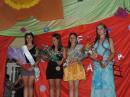 Fotos del baile de eleccin de la reina de los estudiantes en Tcnica 1