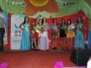 Fotos del baile de eleccin de la reina de los estudiantes en Tcnica 1