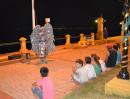 Kines Somos present su Galera de Estatuas Vivientes en la costanera de Paso de los Libres